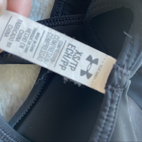 Under Armour mid support sports bra XS - Picture 3 of 5